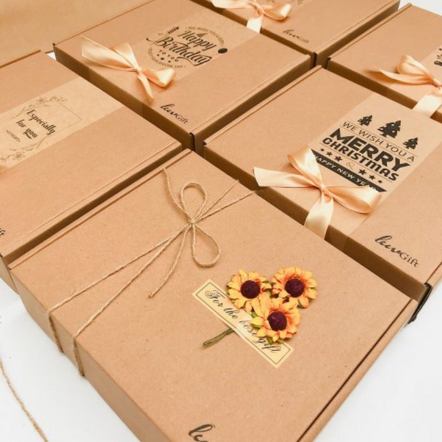Hộp giấy đựng quà lưu niệm mang lại nhiều lợi ích